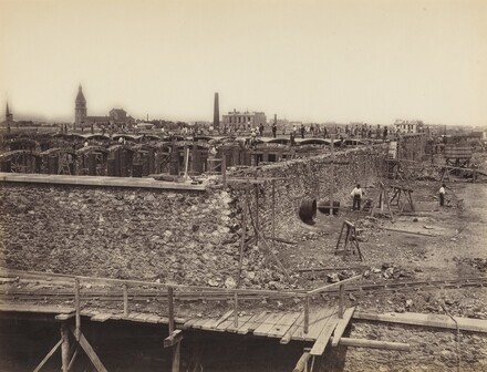R&eacute;servoir de Montrouge, basin sup&eacute;rieur, c&ocirc;t&eacute; droit (Montrouge Reservoir, Upper Basin, Right Side)