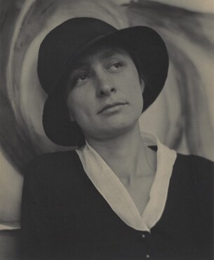 image: Georgia O'Keeffe at 291