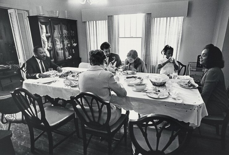 Benedict J. Fernandez, Dr. King enjoys lunch with his family after church in Atlanta, c. 1967-1968, printed 1989