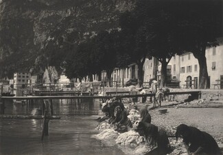 image: Washerwomen at Riva del Garda