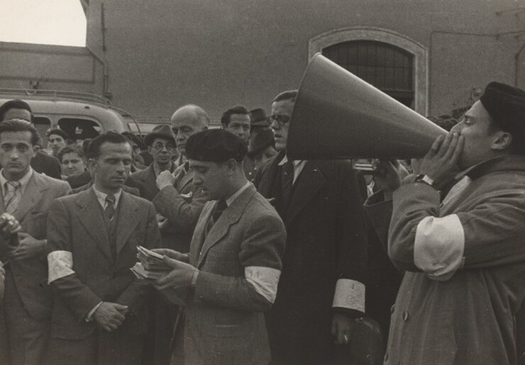 David Seymour (Chim), Spanish Refugees Preparing to Board S.S. Sinaia, 1939