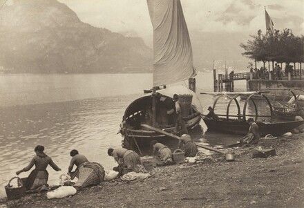 Washerwomen at Lake Como