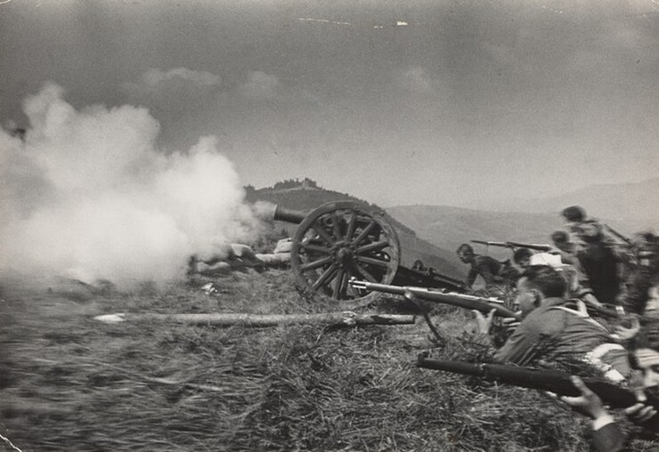 Republican Soldiers in Combat, Spanish Civil War David Seymour (Chim), Republican Soldiers in Combat, Spanish Civil War, 1936, printed before 1962
